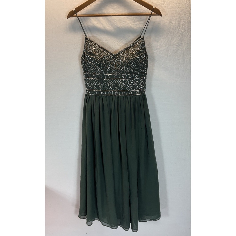 NEW BHLDN Sleeveless Chiffon beaded midi/ knee party Cocktail size 2 Green
